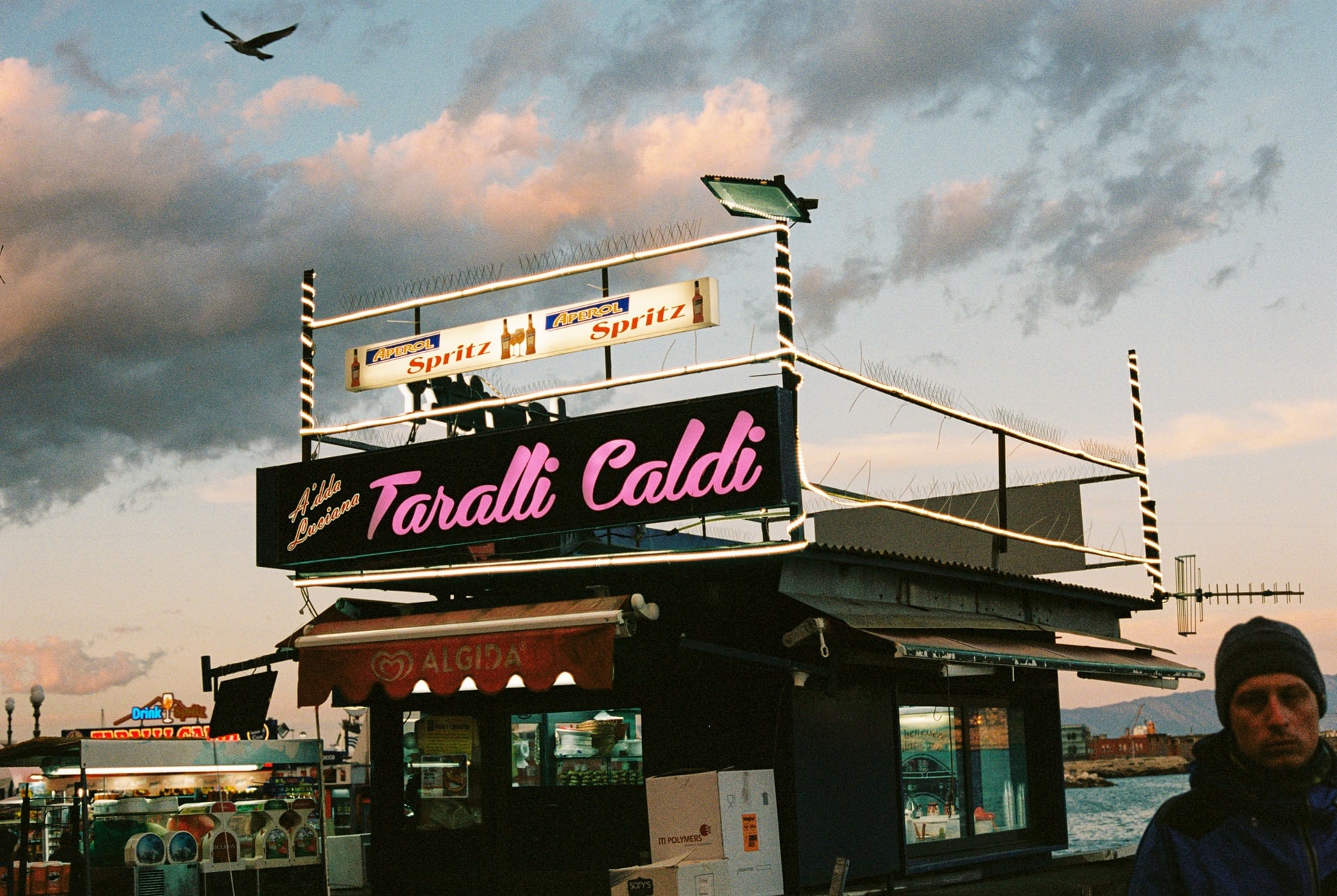 Napoli , 26