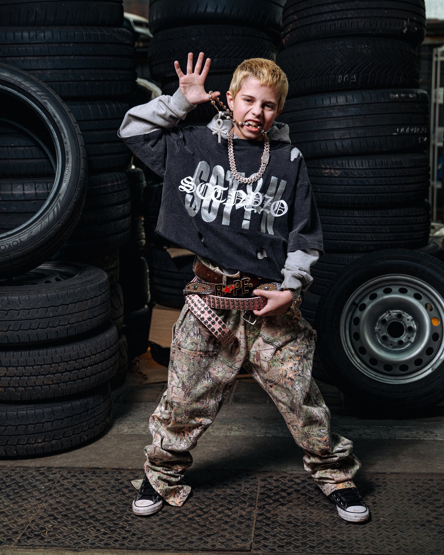 SCTN × Yzomandias, 4
