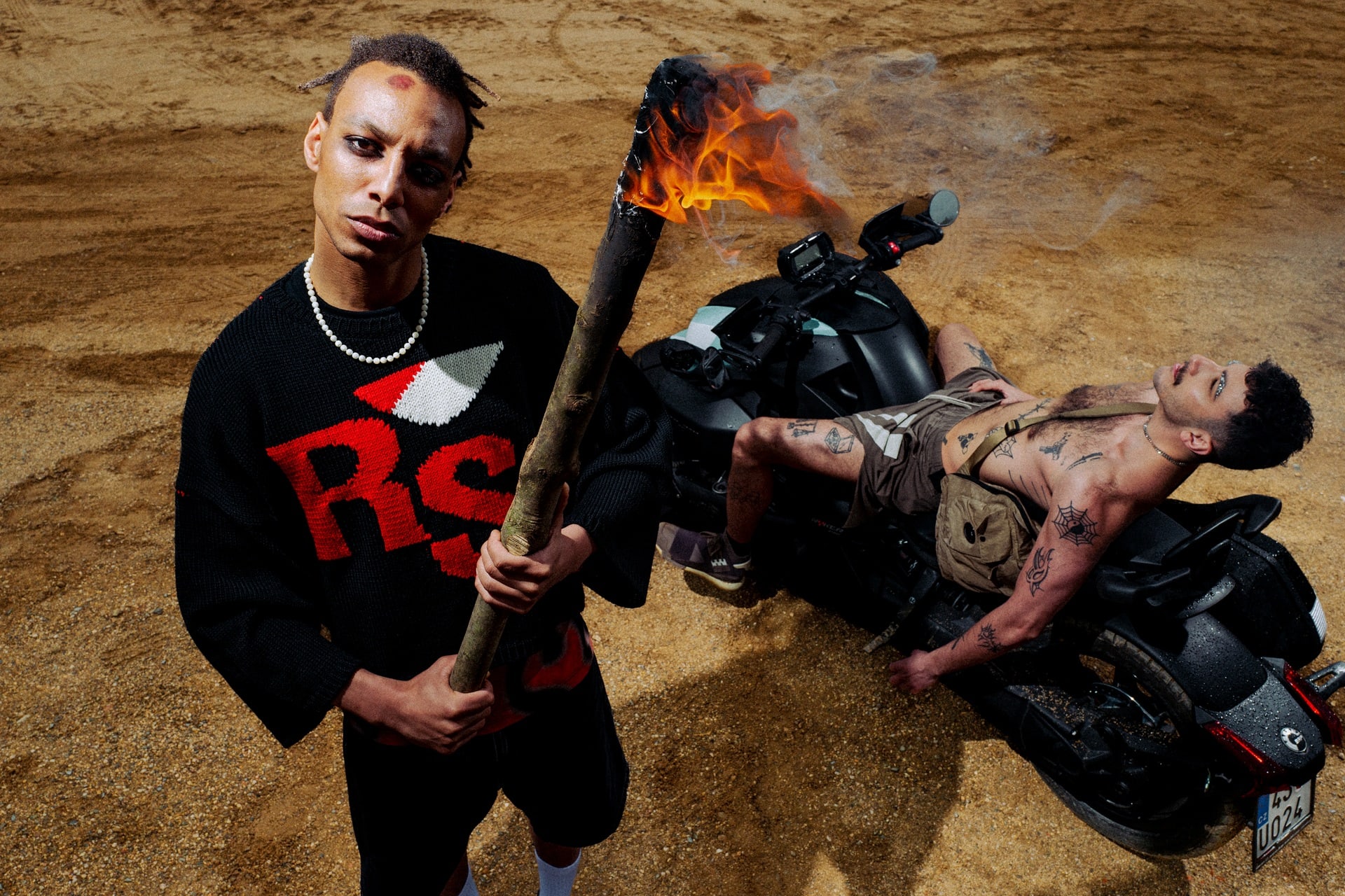 Footshop Summer Must Burn, 2